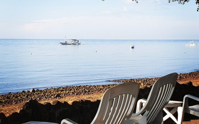 Fish Unlimited Beach & Dive Resort