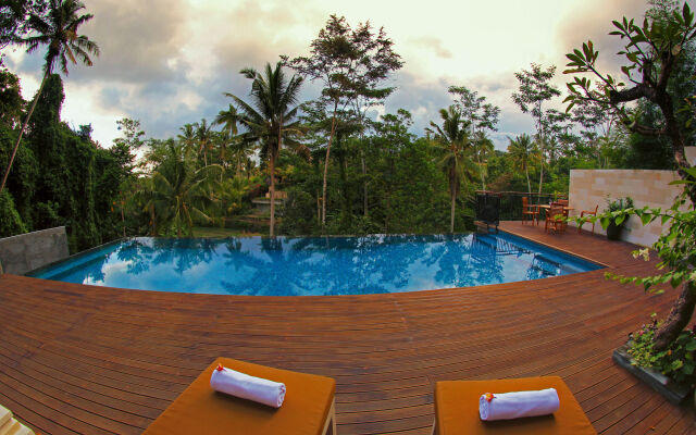 River Sakti Resort