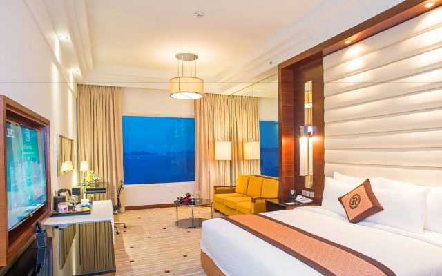 Royal Halong Hotel