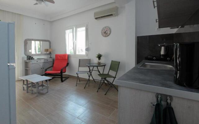 Family Apartment Chrisandro