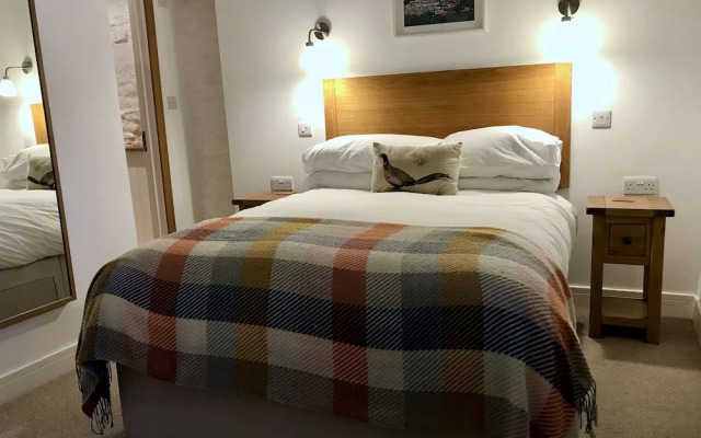 Lucy's Tearoom B&B