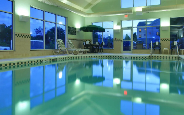 Country Inn & Suites by Radisson, Bentonville South - Rogers, AR