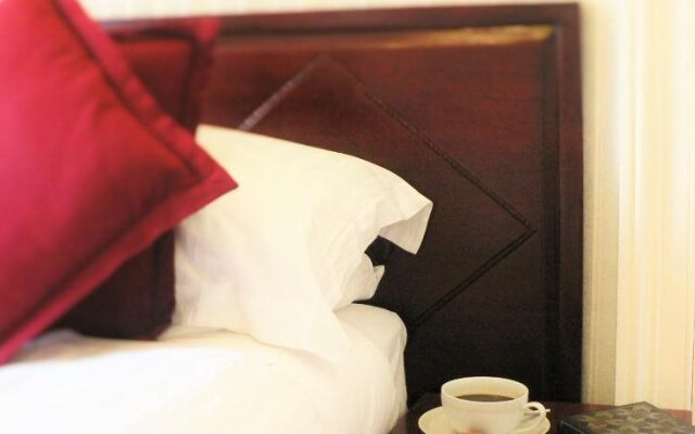 Straven Guest House