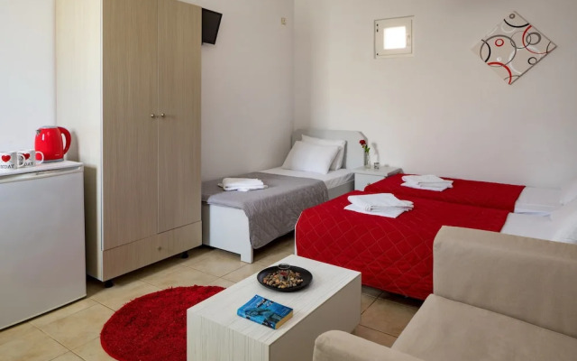 John Akroyiali rooms