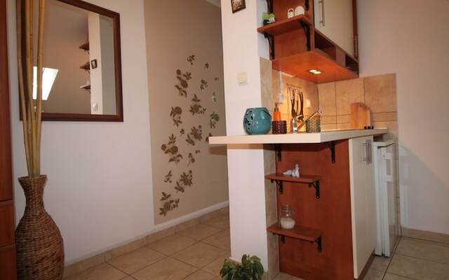 Marko Apartments