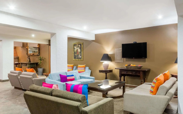 Wyndham Costa del Sol Cusco