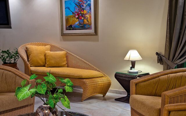 Giannoulis – Grand Bay Beach Resort - Adults Only