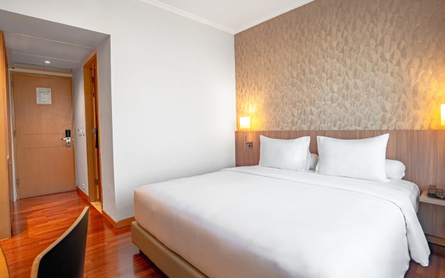 Kimaya Slipi Jakarta By Harris – Guest Rooms – Jakarta