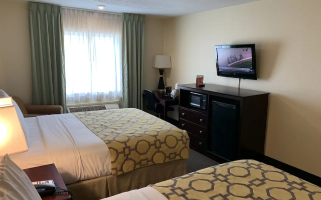 Baymont Inn & Suites Jefferson City