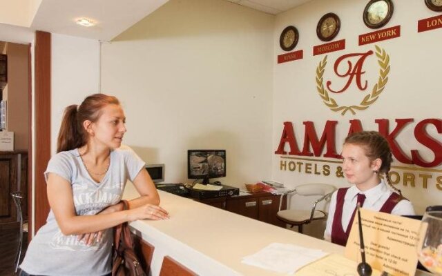 Amaks City Hotel