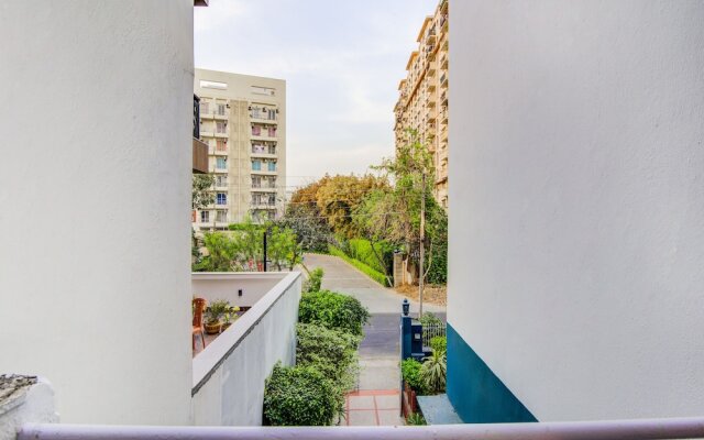OYO 20036 SilverKey Akash Neem Marg