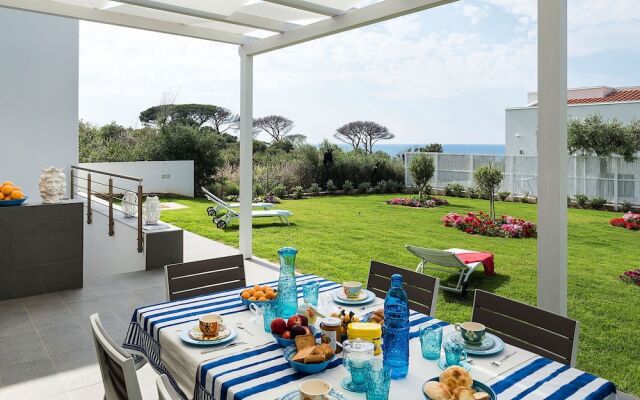 Holoiday Home in Cefalu With Terrace