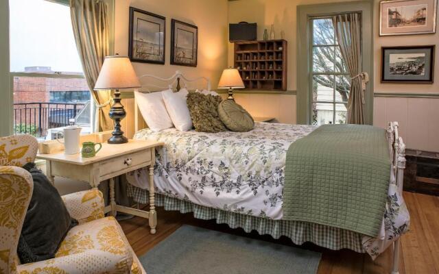 Clementines Bed & Breakfast