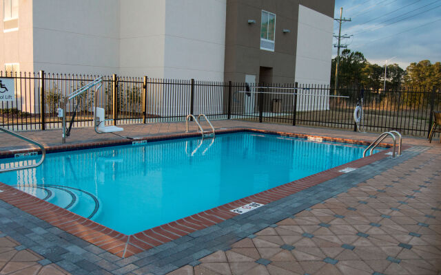 Holiday Inn Express Slidell by IHG