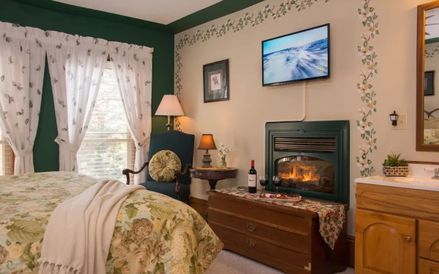 Sutherland House Victorian Bed & Breakfast