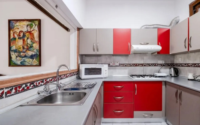 Flat With Garden 5 min to Kyrenia Castle