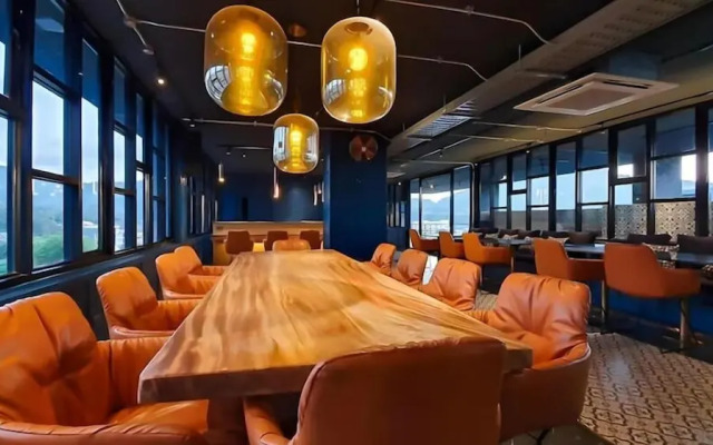 Infinity Sky Pool Walk to BeachC182