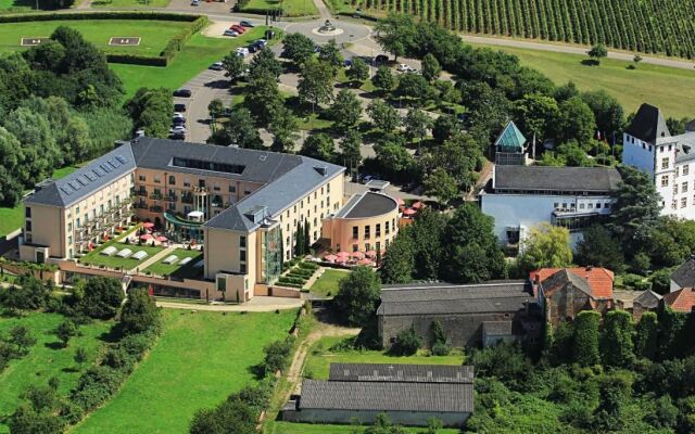 Victor's Residenz - Hotel Schloss Berg