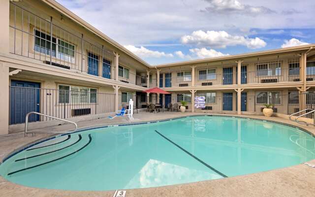 Best Western Hanford Inn