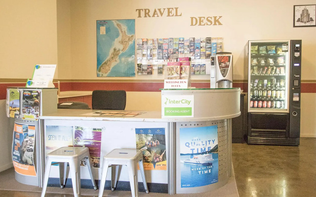 Hotel Waterloo & Backpackers