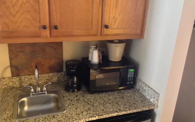 Qualla Cabins and Motel Cherokee near Casino