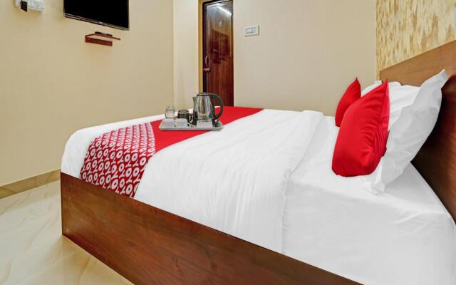 OYO Flagship 702142 Hotel Everest Grand