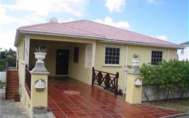 Barbados Sungold House Hibiscus - Three Bedroom Home in Speightstown, Barbados from 1041$, photos, reviews - zenhotels.com