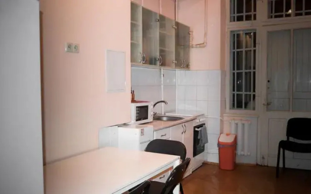 Mini Budget Hotel Central Home