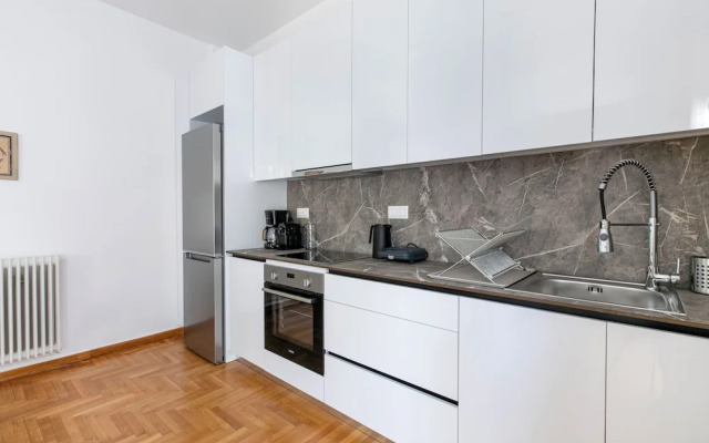 Artsi - 3BR Apt w Balcony in Athens
