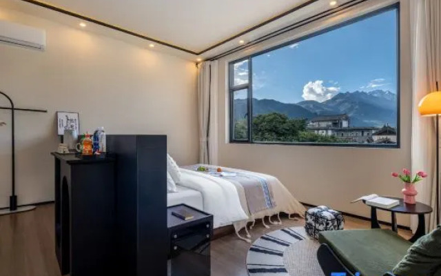 Xiaoshan Yue Homestay (Baisha Ancient Town)