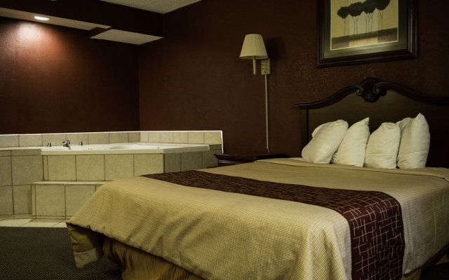 Clarion Inn & Suites