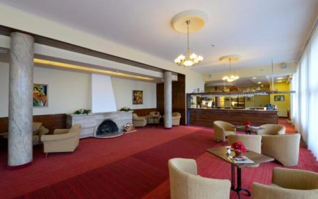 Hunguest Grandhotel Galya****