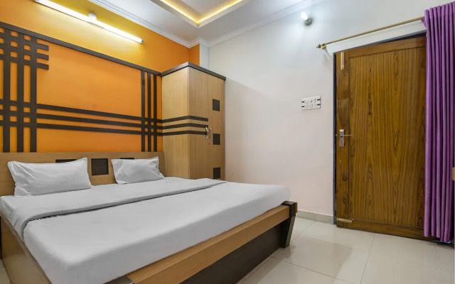 Rajhamsa Hotel by OYO Rooms