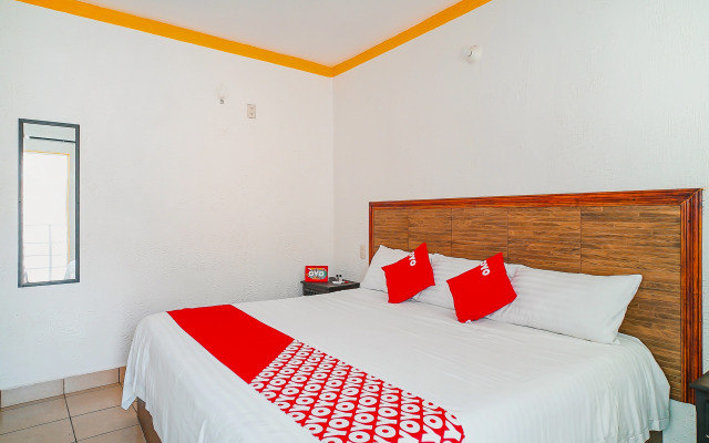 OYO Hospedaje Colibri