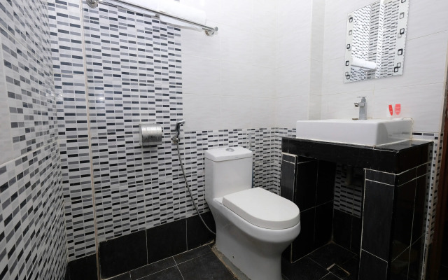 OYO 1105 Hotel 75