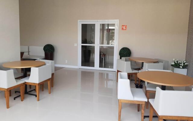 1 Dorm fantástico perto de tudo PHD 405
