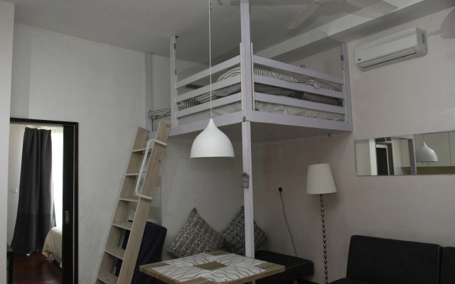 Silverscape Family Studio Suite