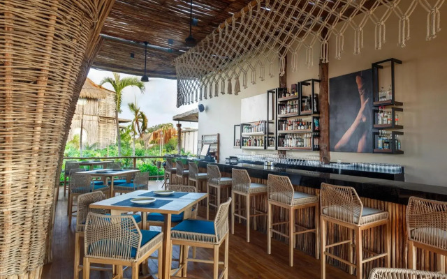 Hotel Shibari Tulum - Restaurant & Cenote Club