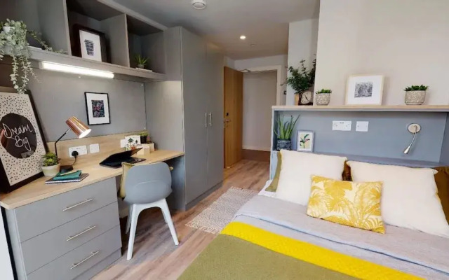 Altus House