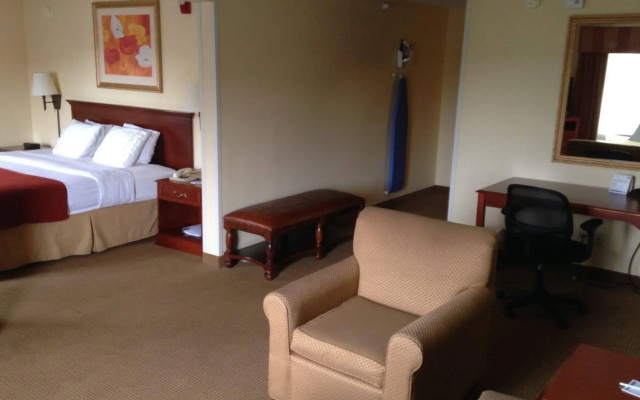 Muncie Place Hotel & Suites