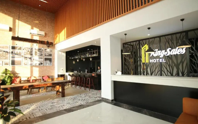 Kingsales Hotel