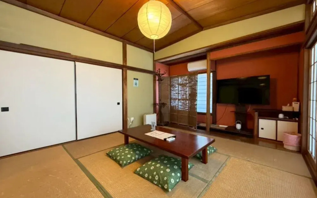 Azamian Atami