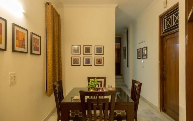 Woodpecker - 2 Bedroom Service Apartment
