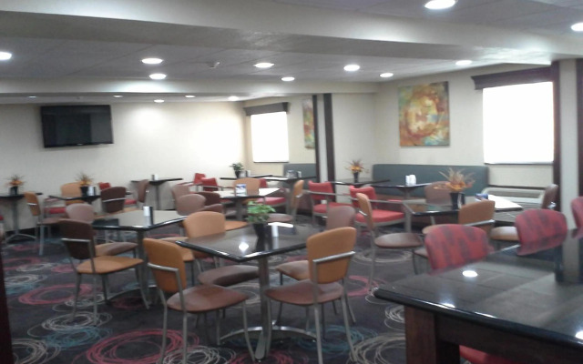 Ramada by Wyndham Tulsa