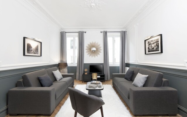 LUX 4BDR Opera Lafayette 3 by Livinparis