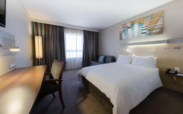 Holiday Inn Express Sandton Woodmead, an IHG Hotel