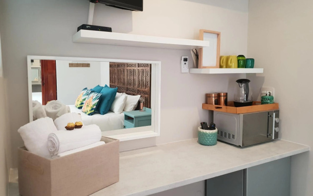 Open plan room Waterkloof Glen