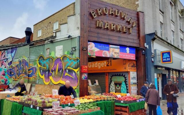 WelcomeStay Tooting Broadway 3 Bedroom Apartment