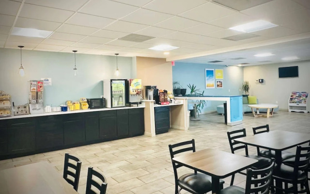 Days Inn By Wyndham Alexandria