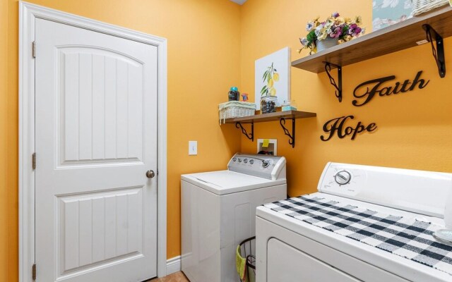 Branson 2 Bedroom Duplex With Large Deck